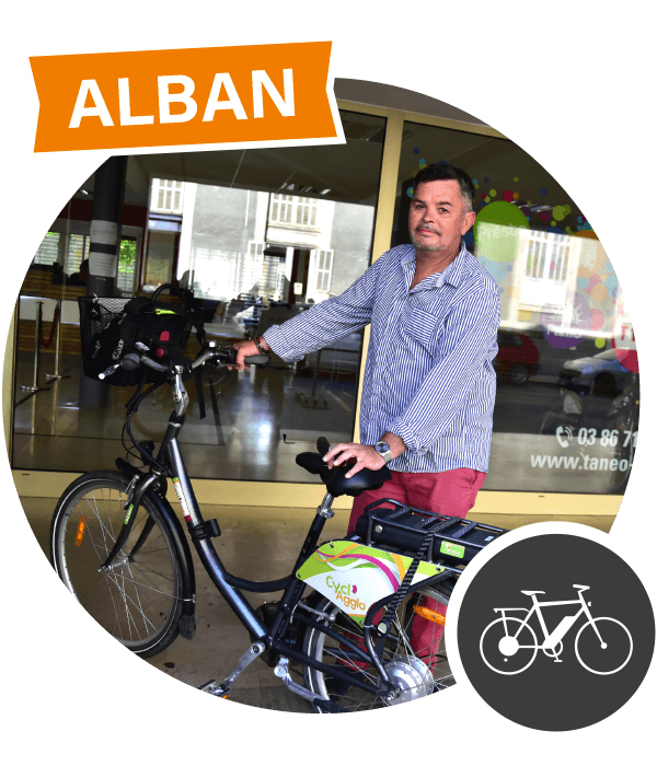Alban et son vélo électrique